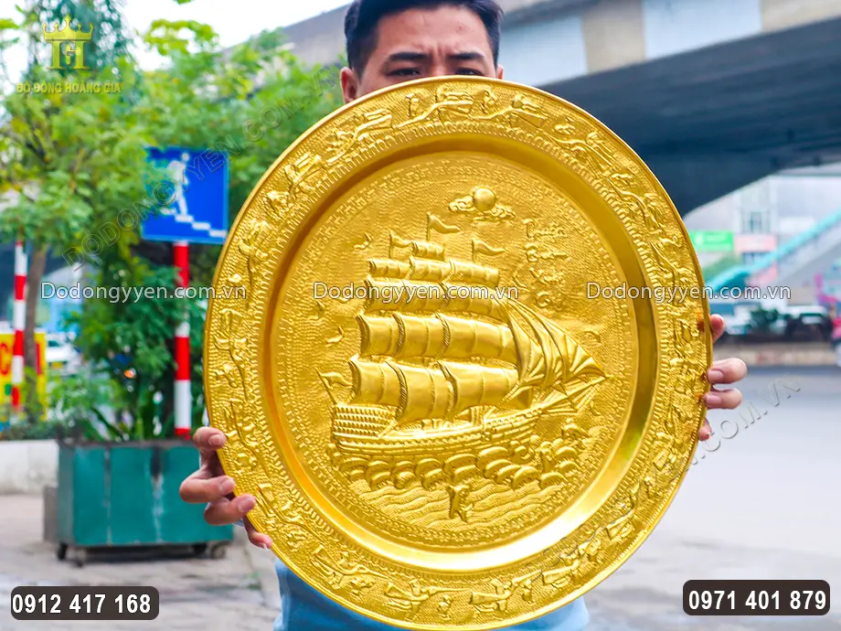 H&igrave;nh ảnh nh&igrave;n nghi&ecirc;ng v&ocirc; c&ugrave;ng đẹp của vật phẩm